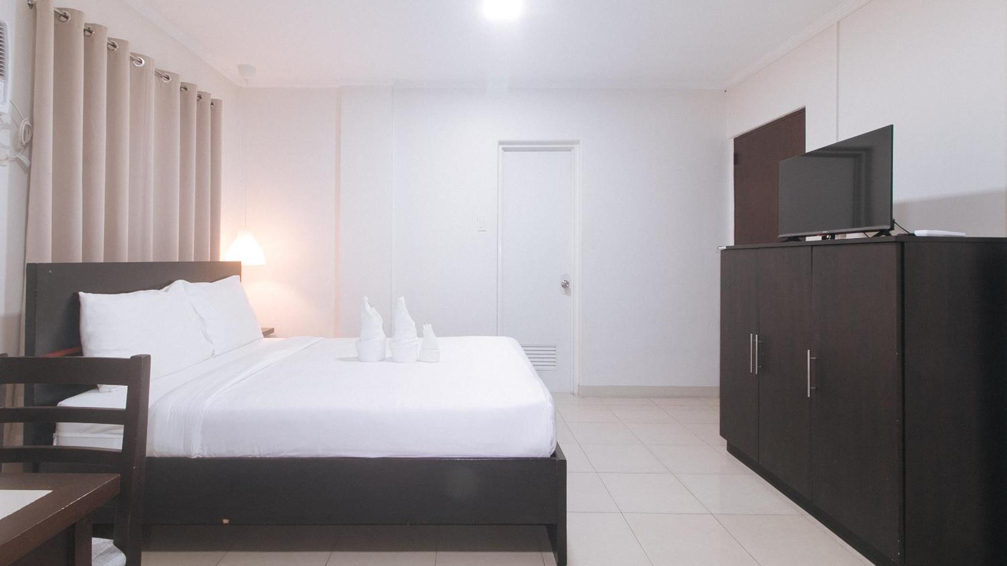Urbanview At Evangelista Street Makati Makati City Exteriér fotografie