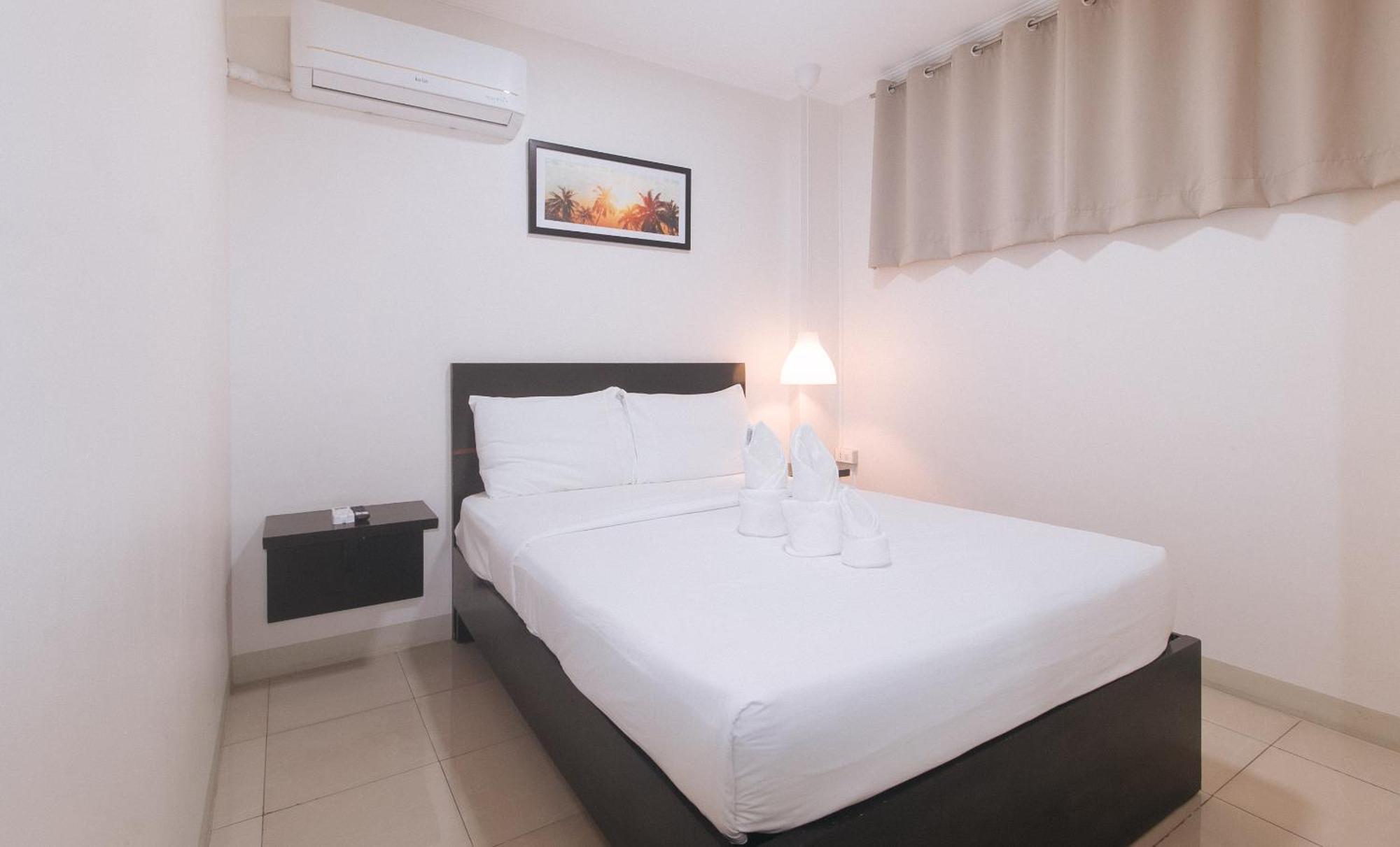 Urbanview At Evangelista Street Makati Makati City Exteriér fotografie